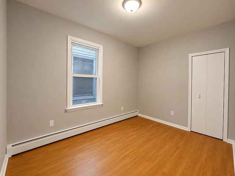 1110 Hampton Pl #1 — Photo 8