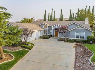 5528 Crest Dr, Palmdale, CA 93551