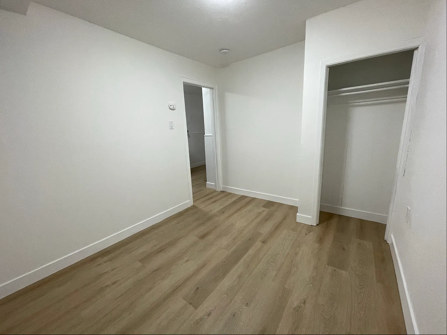 Studio, 400 sqft, $2,200 — Photo 4