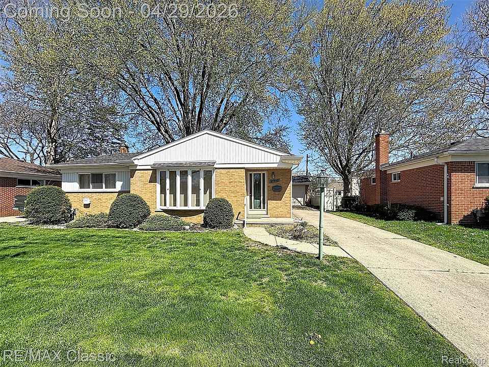 1st image of 27740 Barkley St