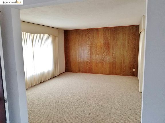 2nd image of 3857 Lassen Dr
