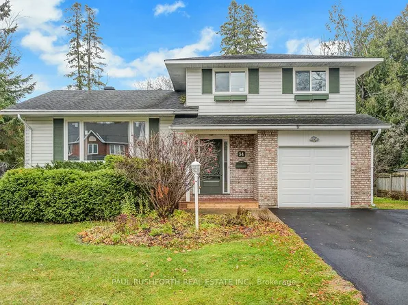 34 Beverly St, Ottawa, ON K2S 0S2