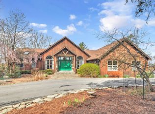 109 Sunset Ridge Dr, Hawley, PA 18428