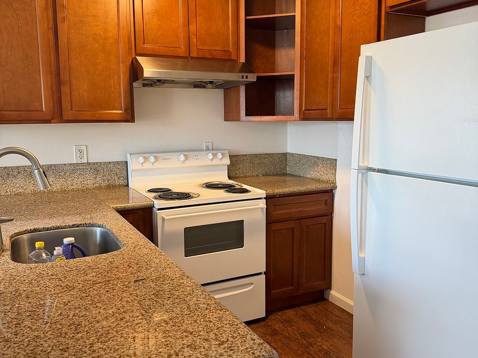 1st image of 2856 Norcade Cir APT 4
