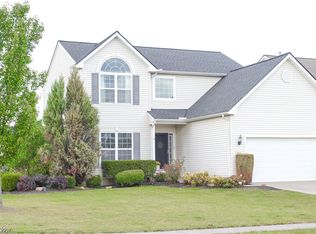38318 Kingston Dr, North Ridgeville, OH 44039