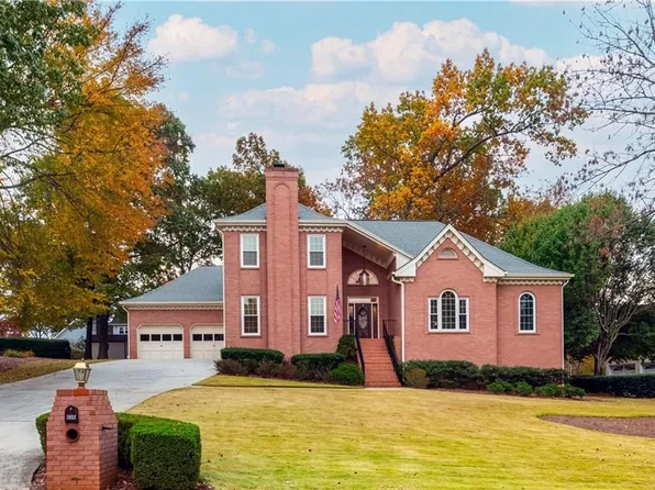 830 Cramac Dr, Lawrenceville, GA 30046