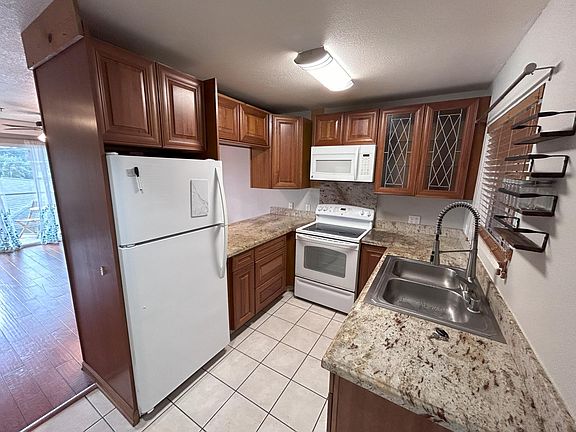 2nd image of 711 Wailepo Pl APT 105