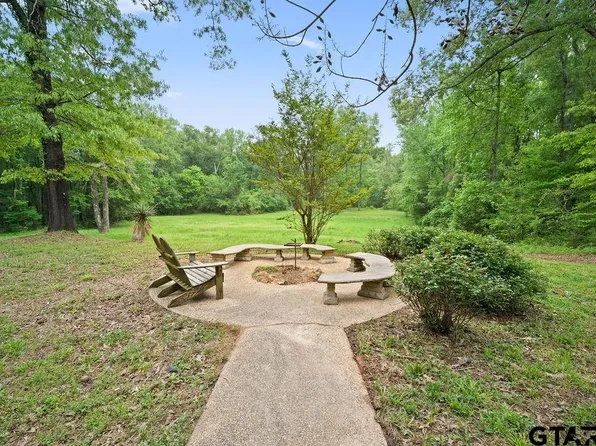 412 Vz County Road 4505, Ben Wheeler, TX 75754