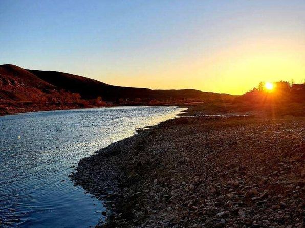720 Sage Ln, Green River, WY 82935