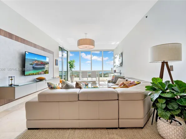 100 S Pointe Dr, Miami Beach, FL