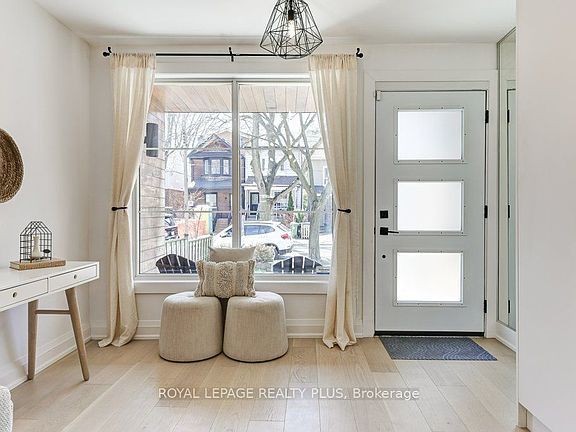 4th image of 55 Rhodes Ave