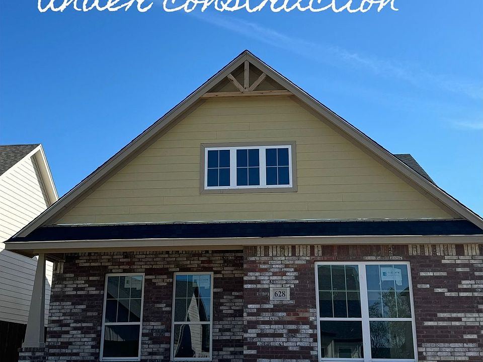 1st image of 628 The Cottages Dr