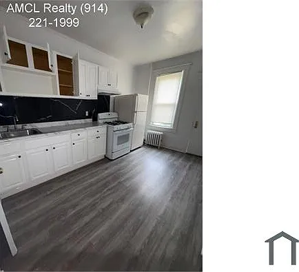 3 bed, $3,300 — Photo 2