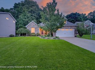 2040 Arbor Meadows Dr, Dewitt, MI 48820