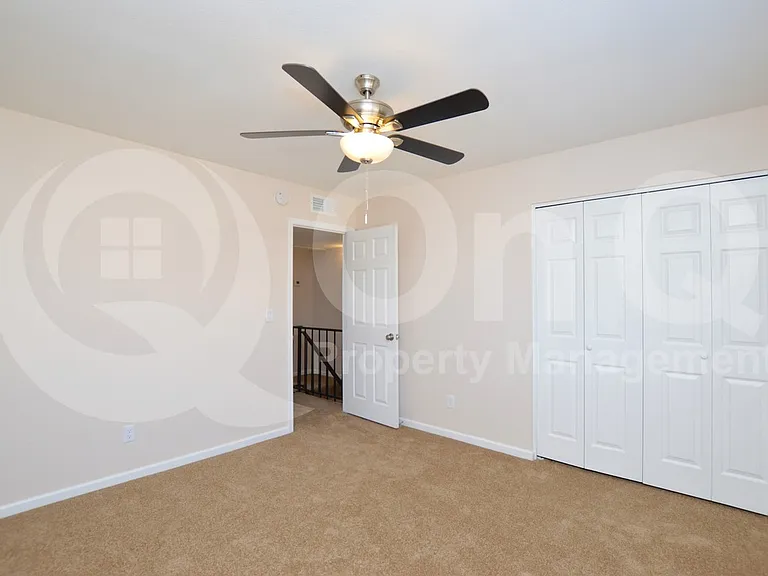 1418 E Knoll Cir #2 — Photo 12
