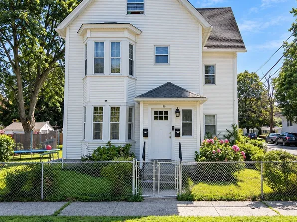 79 Oak St, Springfield, MA 01151