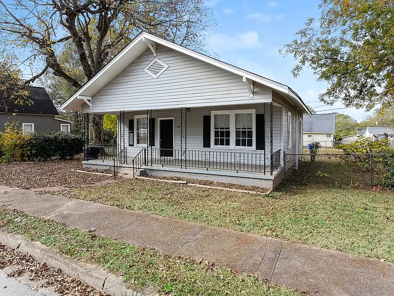 1471979_017_front_view_13334067.jpg