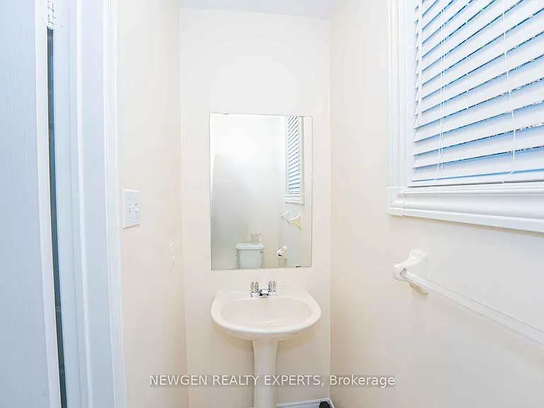 1 Kitto Ct — Photo 20