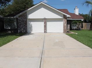 347 Richvale Ln, Webster, TX 77598