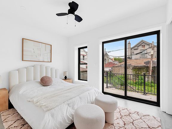 4th image of 3749 Neptune Ave
