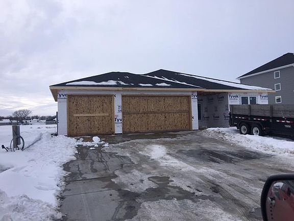 front 3 stall garage