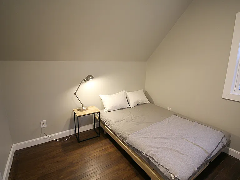 2970 S Clement Ave — Photo 14