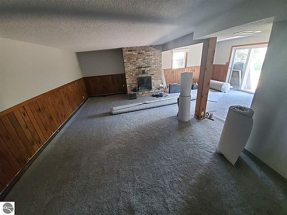 2nd image of 4101 Hearthside Dr