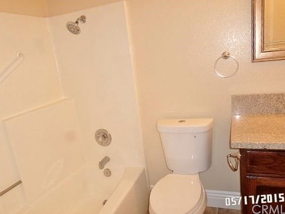5th image of 1354 Reservoir Dr