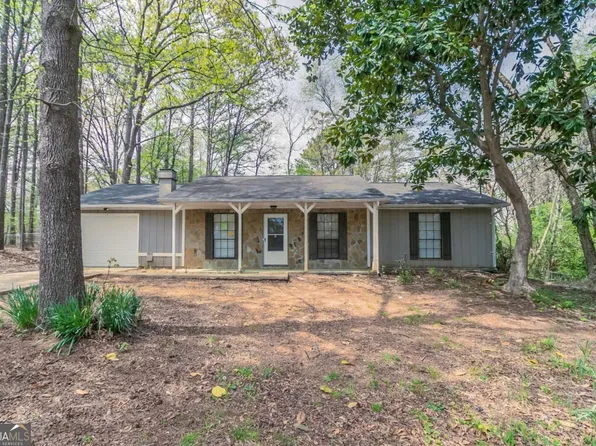 1803 Gingham Ct, Lithonia, GA 30058