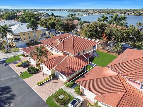 2nd image of 5370 Park Rd APT 4