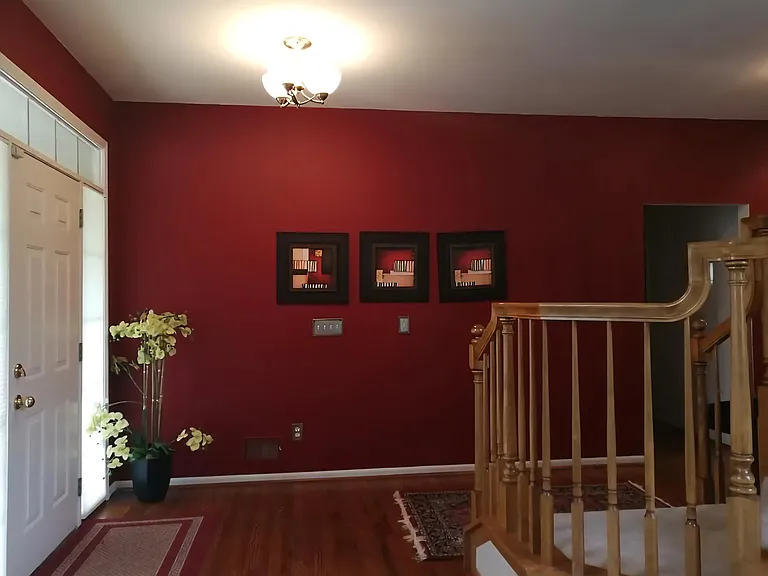 5689 Versailles Ave — Photo 6