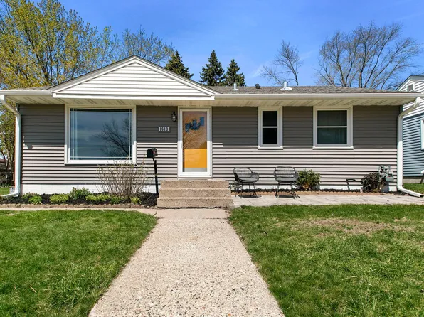 1613 Hollywood Ave NE, Minneapolis, MN 55418