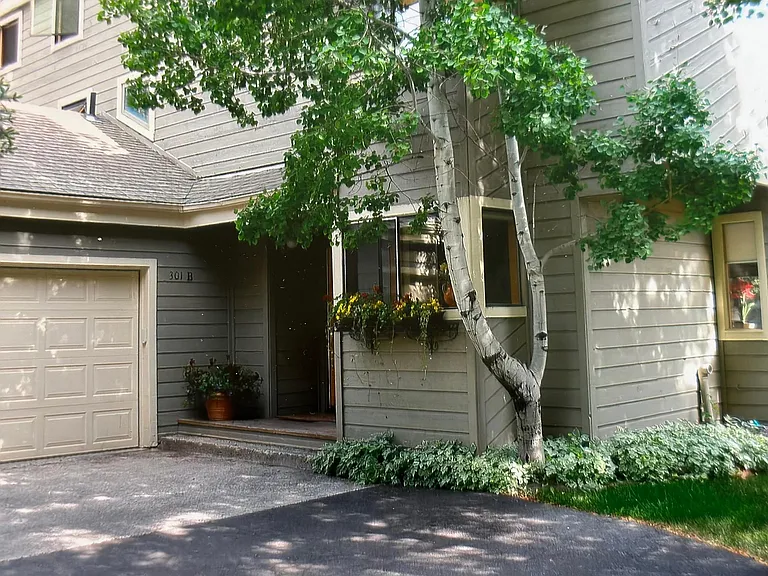 301 Sage Rd #B — Photo 3