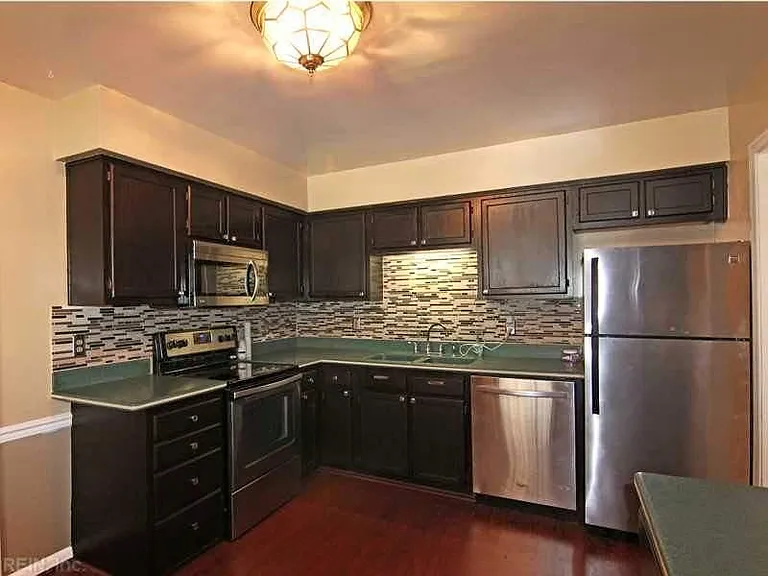 7941 Westcliff Dr — Photo 5
