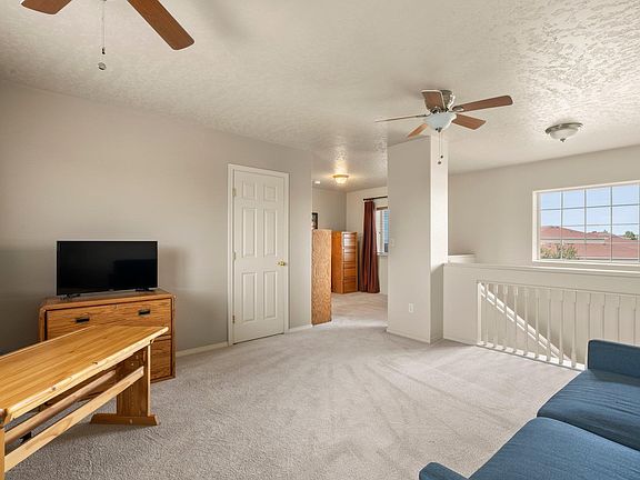 2nd image of 6005 Mia Ln