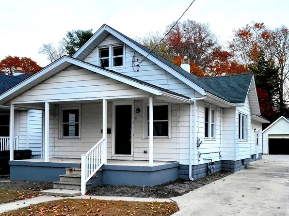 38 Pressey St, Hammonton, NJ 08037