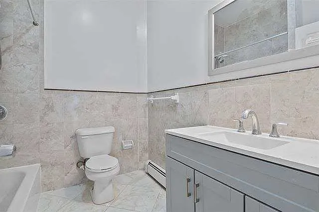 35 Lexington Ave #2 — Photo 10