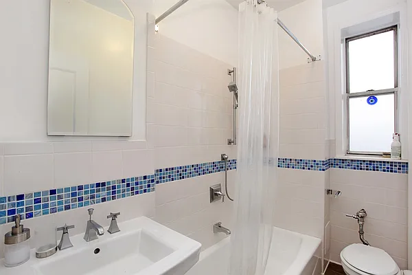 Sold by Corcoran | media 22