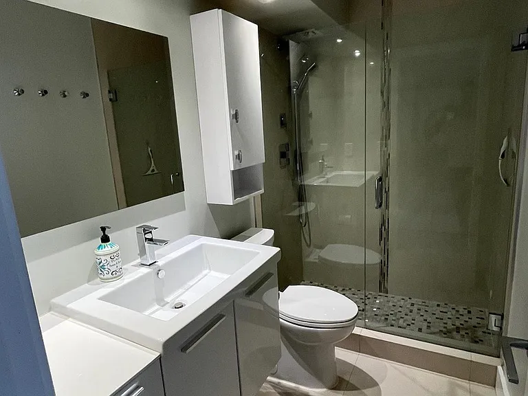 133 N Pompano Beach Blvd #211 — Photo 14