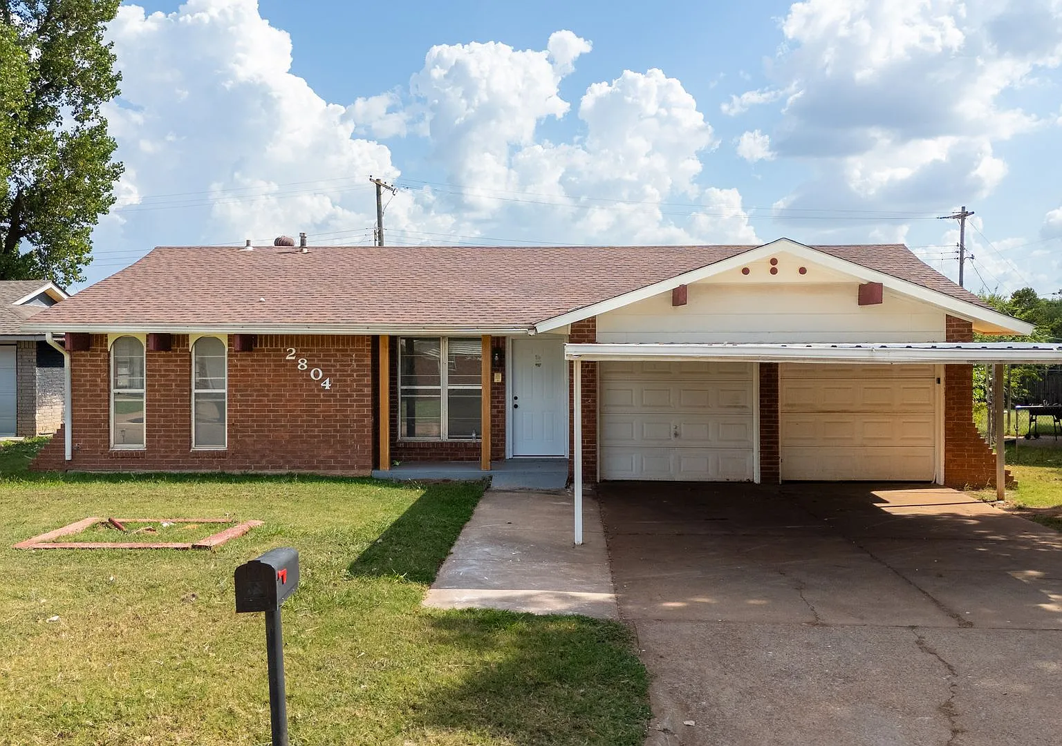 2804 SE 47th Street — Photo 1