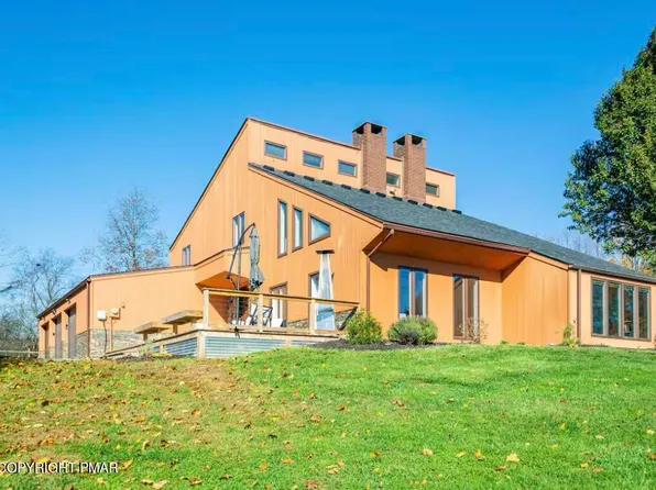 236 Spring Cir, Factoryville, PA 18419