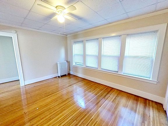 4th image of 1615-1625 East Ave #103