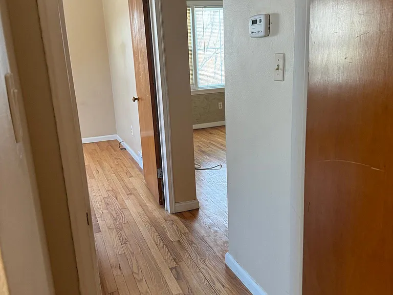 21909 Snow Ave — Photo 32