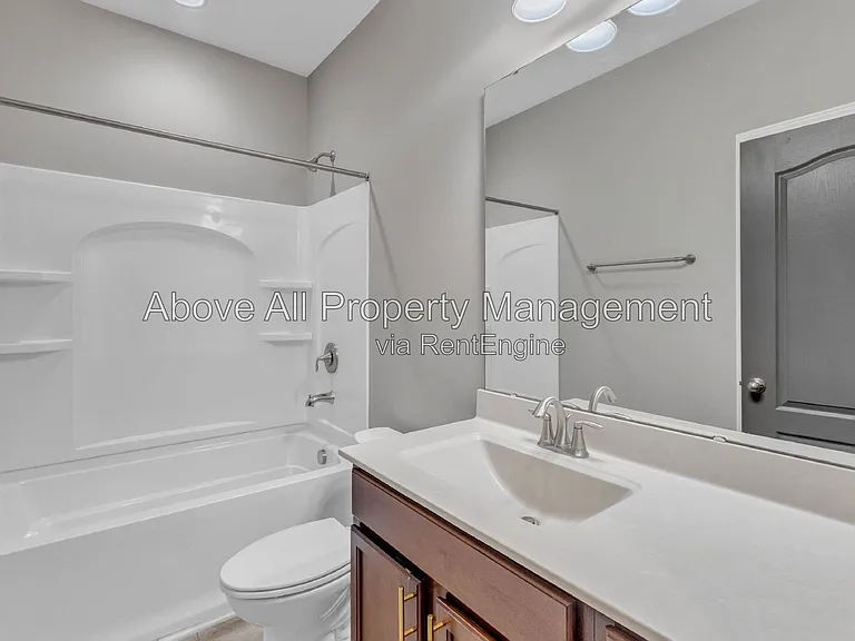 8313 Henderson Rd — Photo 18