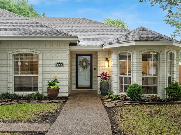 220 Bonham Dr, Hewitt, TX 76643