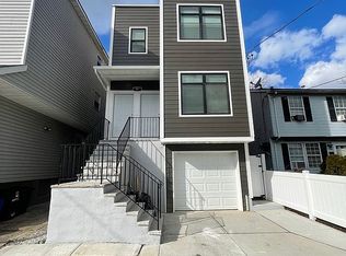 49 Holsman St, Paterson, NJ 07522