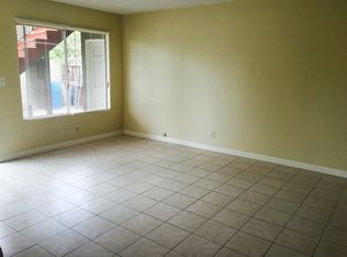 823 N Parton St APT 3, Santa Ana, CA