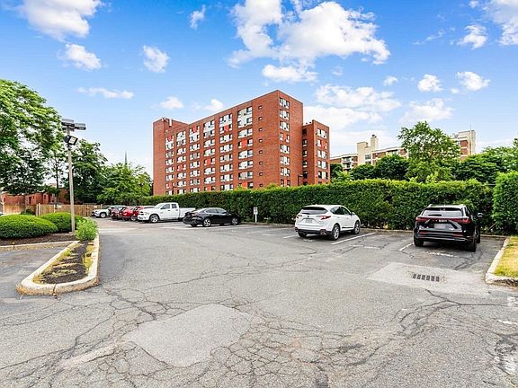 4th image of 50 S Common St APT 403