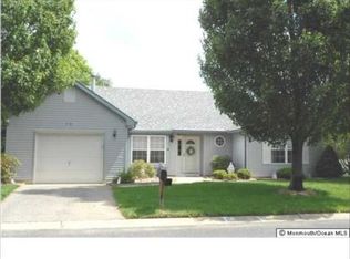 70 Morning Glory Ln, Whiting, NJ 08759