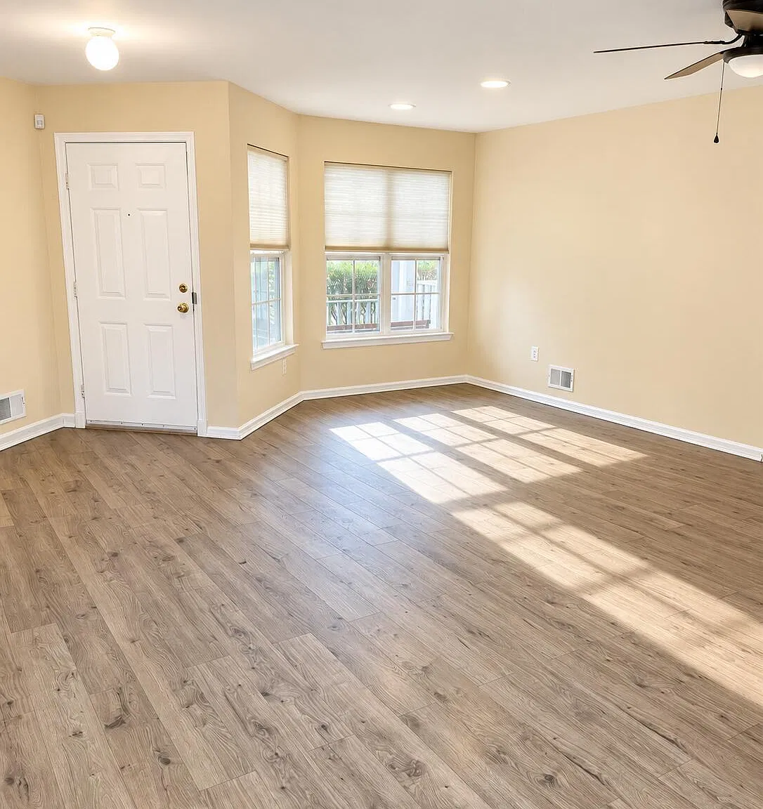 3 bed, 2.5 bath, 1711 sqft, $3,600 — Photo 3